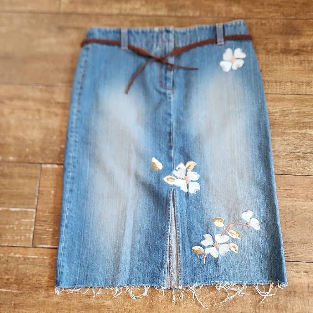 Kenneth Cole Blue Denim Pencil Skirt with Floral Embroidery